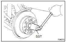REMOVE AXLE HUB WITH DISC