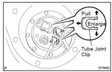 DISCONNECT FUEL MAIN TUBE AND RETURN TUBE (FUEL TUBE CONNECTORS) FROM FUEL SUCTION PLATE