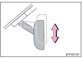 Adjusting the height of the rear view mirror