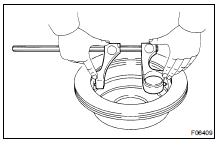 MEASURE BRAKE DISC INSIDE DIAMETER