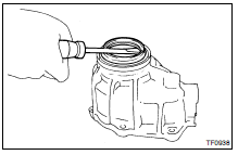 REMOVE OIL SEAL