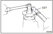 REMOVE COMPANION FLANGE