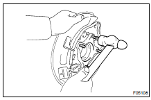 REMOVE BEARING CASE