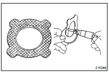 INSPECT SIDE GEAR THRUST WASHERS FOR WEAR OR DAMAGE