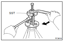 TEMPORARILY ADJUST DRIVE PINION PRELOAD