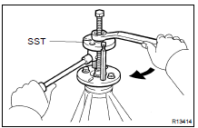 TEMPORARILY ADJUST DRIVE PINION PRELOAD