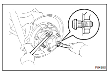 INSTALL HUB BOLT