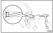 REMOVE BEARING AND BUSHING