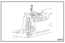 REMOVE A/C AMPLIFIER