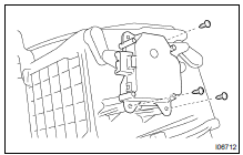 REMOVE AIR INLET SERVOMOTOR