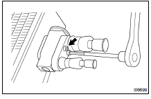 REMOVE EXPANSION VALVE