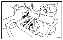 DISCONNECT LIQUID AND SUCTION TUBES