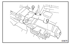 REMOVE REAR HEATER DUCT