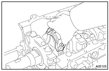  REMOVE CONNECTING ROD CAPS AND CHECK OIL CLEARANCE